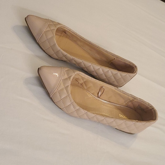Quilted Flats - Picture 2 of 2